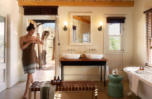 Blue Crane Route Cabin | Experience the Samara Karoo Reserve: 5-Star Luxury Awaits