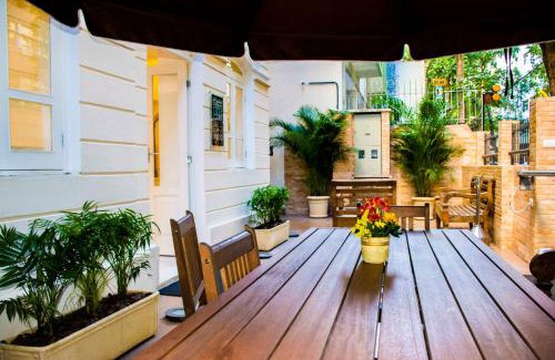 Catete Hotel | Discover Samba Rio 1900: Family-Friendly & Wheelchair Access