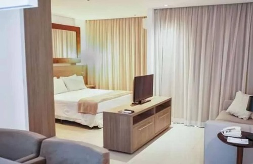Jacarepagua Hotel | Discover Samba Rio Convention & Residence with Pool and Spa