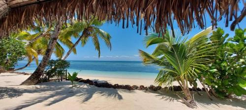 Nosy Boraha Hotel | Top-Rated Sambatra Beach Lodge with Oceanfront Amenities