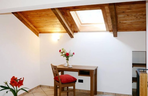 Savona Apartment | Guest Rated 10/10: Sambucco with Oceanfront Views