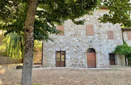 Valfabbrica Apartment | Pet-Friendly Getaway at Sambuco di Sopra - 10/10 Rated
