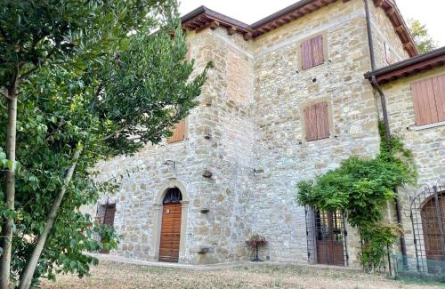 Valfabbrica Apartment | Pet-Friendly Getaway at Sambuco di Sopra - 10/10 Rated