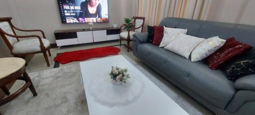 Dar es Salaam Apartment | Top-Rated Sami BnB - Apt 03 Near Mlimani City Awaits
