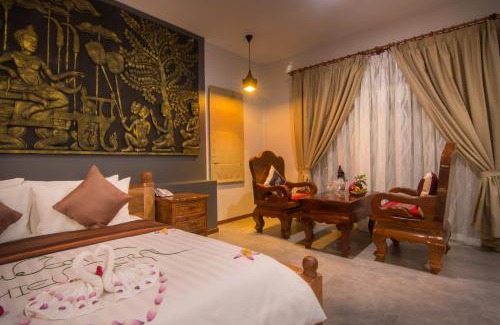 Siem Reap Hotel | Relax at Samnak Lounge: 4-Star Escape with Pool & Dining