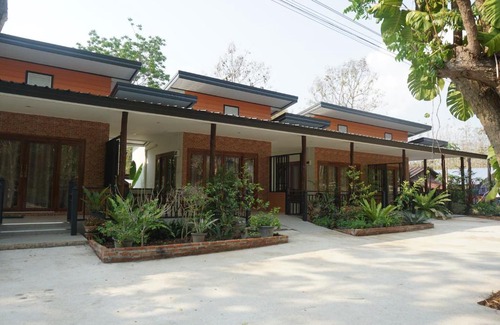 Den Chai Resort | Budget-Friendly Stay at Samnaree Garden House for Families