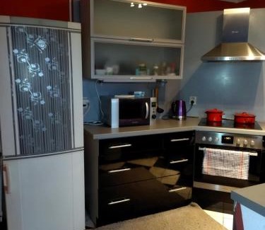 Klasterec nad Ohri Apartment | Cozy Samostatný Domeček with Hot Tub & Family-Friendly Vibes