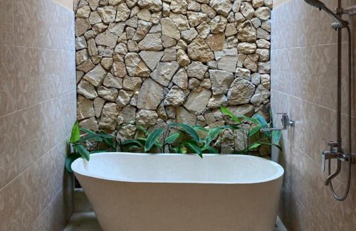 Ngaglik Villa | Experience Comfort at Sampai Villa Sahara - Book Your Getaway