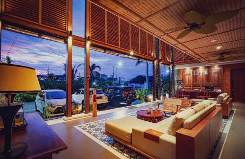 Sunset Road Hotel | Experience Ocean View Bliss at Sampatti Villas, 5-Star Stay
