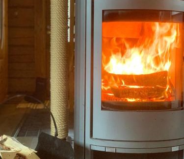 Ranua Ski Chalet | Cozy Sampo Chalet with Hot Tub & Pet-Friendly Comfort
