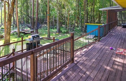 Graham House | Sampson Adventure Lake House