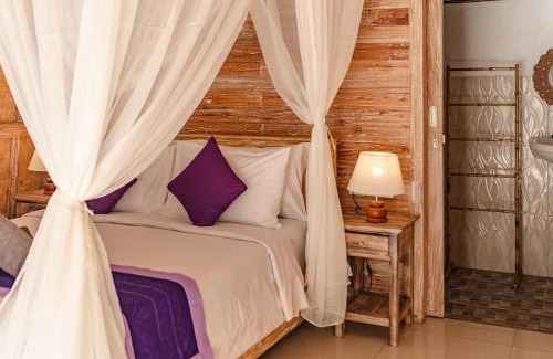Songan House | Inviting Samsara Desa: Family-Friendly with Breakfast Included