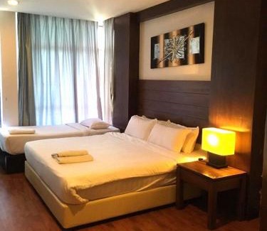 Balok Apartment | Relax at Samsuria Private Beach Front with Ocean Views