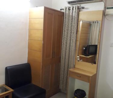 Central Chennai Cabin | Discover Comfort at Samudra Residency with Great Amenities