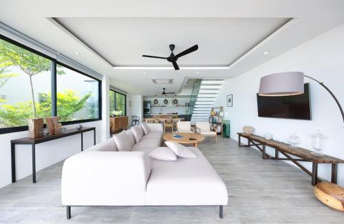 Moo 5 Villa | Elegant Samui Bayside Villas with Oceanfront Views