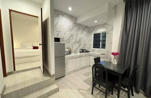 Maret Hotel | Budget-Friendly Samui Garden Home with Pool & Dining