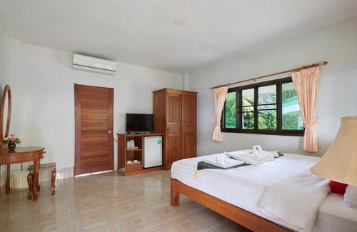 Maret Resort | Oceanfront Bliss at Samui Reef View Resort - 8.7/10 Rated
