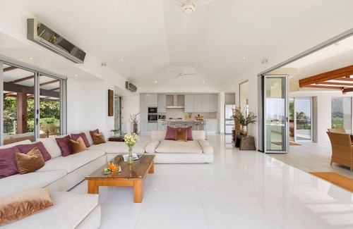 Plai Laem Villa | Explore Samui Summit Villa with Pool and Family Amenities