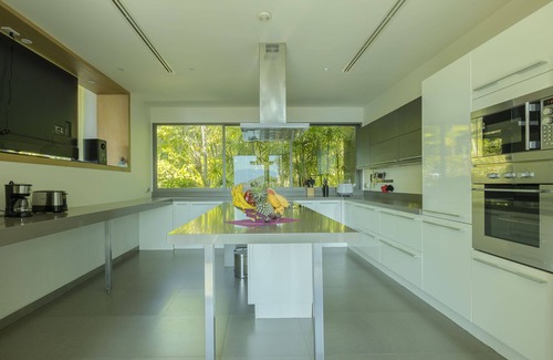 Sa Khu Villa | Indulgent Samurai Cat Villa with Private Pool & Sea View