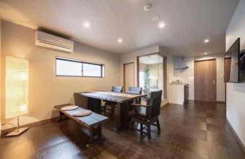 Uzumasa Villa | Samurai Suite 1: Family-Friendly Retreat Near Kyoto Eki