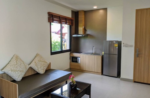 Ko Pha-ngan Hotel | Discover Samutra Residences: Pool & Breakfast Included