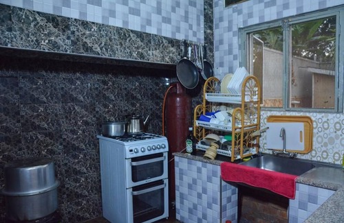 Kampala Hotel | SamWeb Bed and Breakfast