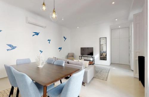 Barrio de las Letras Apartment | Ideal Stay at San Agustin II: Child-Friendly & 4-Star Comfort