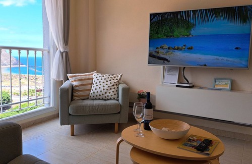 San Andres Apartment | Beachfront San Andres Apartment with Spa & Family Amenities