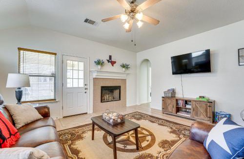 San Antonio House | Family-Friendly San Antonio Home with Game Room Near SeaWorld