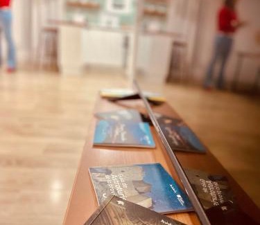 Jaen Apartment | Discover San Bartolomé 26: Family-Friendly Retreat
