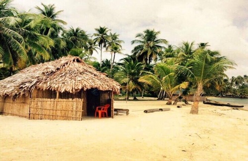 Achutupo House | Discover San Blas Big Orange Island: A Unique Getaway