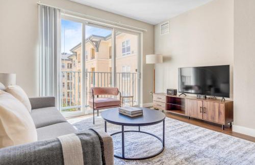 San Bruno Apartment | Relaxing 2BR San Bruno Retreat with Pool and Gym