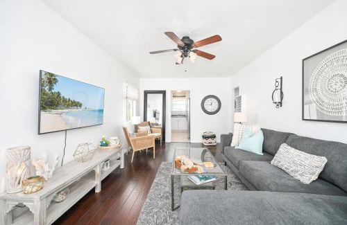 San Clemente House | Relaxing San Clemente Bungalow with Hot Tub Near Beach