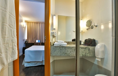 Barro Preto Hotel | Discover San Diego Express Barro Preto: Family-Friendly Stay