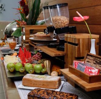 Centro Hotel | Pet-Friendly San Diego Lancaster Teófilo Otoni with Pool