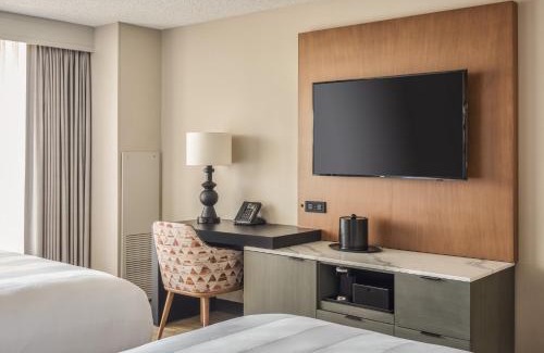 Mission Valley East Hotel | Discover Oceanfront Comfort at San Diego Marriott Mission Valley