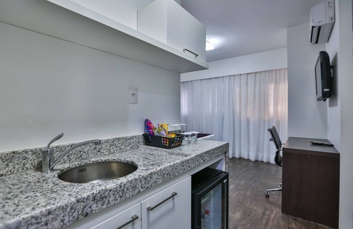 Sao Luiz Hotel | Budget-Friendly Getaway at San Diego Suítes Pampulha