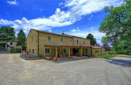 Barberino Tavarnelle Apartment | Discover San Donato 2: Family-Friendly Chianti Retreat