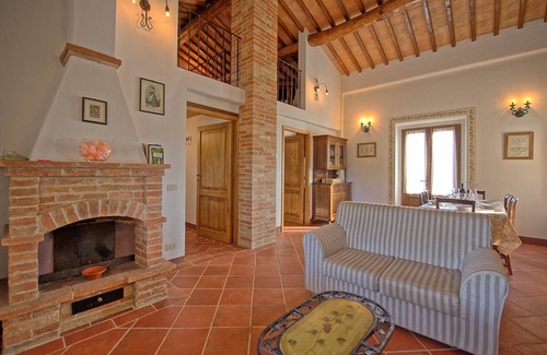 Monteroni d'Arbia Apartment | San Donnino 6: Ideal Vacation Rental with Pool near Siena