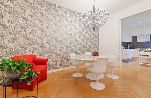 Historic Centre Apartment | Elegant San Fermo 21: Stay in the Heart of Padua