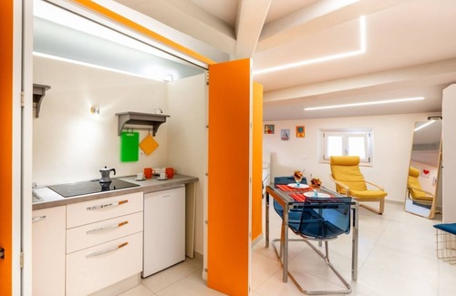 Pisa City Centre Apartment | Modern Central Apartment in San Francesco with Breakfast