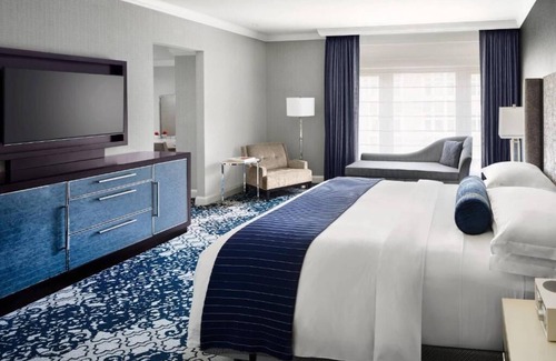 Union Square Apartment | Elegant San Francisco Ritz-Carlton Deluxe 2 Bedroom Suite