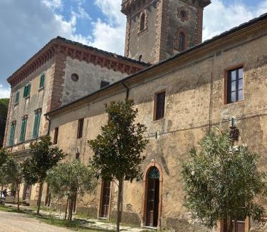 Castelnuovo di Val di Cecina House | Charming Podere San Giuseppe Maremma: Pet-Friendly Retreat