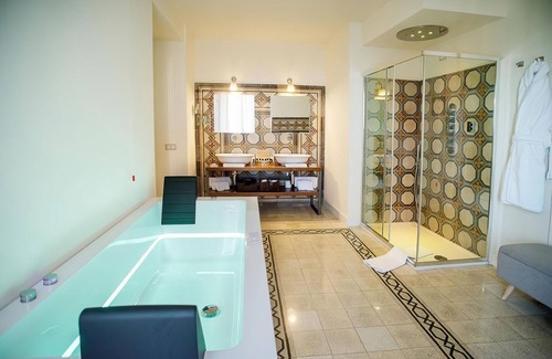San Gemini Hotel | Elegant San Gemini Palace: 5-Star Stay with Spa & Dining