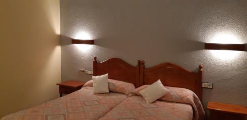 Llanaves de la Reina House | Inviting San Glorio: Pet-Friendly Stay with Great Amenities