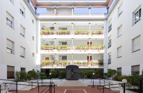 Triana Apartment | Discover San Jacinto Triana Deluxe: Family-Friendly Retreat