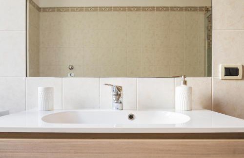 Carrobbio Apartment | Pet-Friendly San Lorenzo Building: 4-Star Comfort Awaits