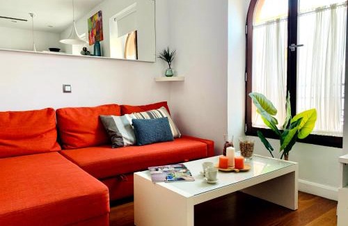 San Vicente Apartment | Elegant San Lorenzo Penthouse: 4-Star Family-Friendly Retreat