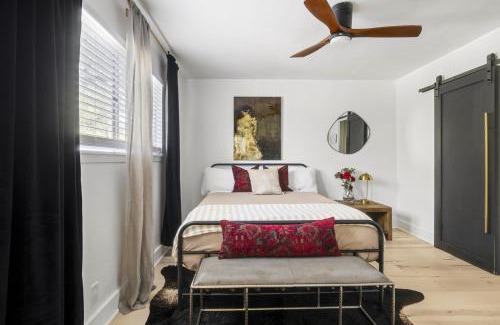 San Marcos House | San Marcos 5BR Retreat Pool Near TXST River
