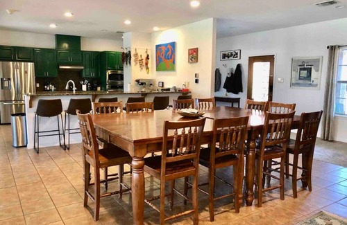 Martindale House | Discover San Marcos River Retreat with Hot Tub & Pool